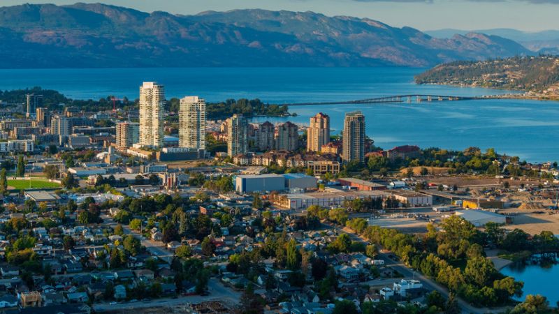 Air Canada Kelowna International Airport – YLW Terminal