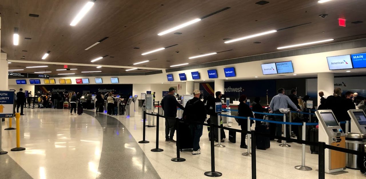 Delta Airlines Nashville International Airport – BNA Terminal