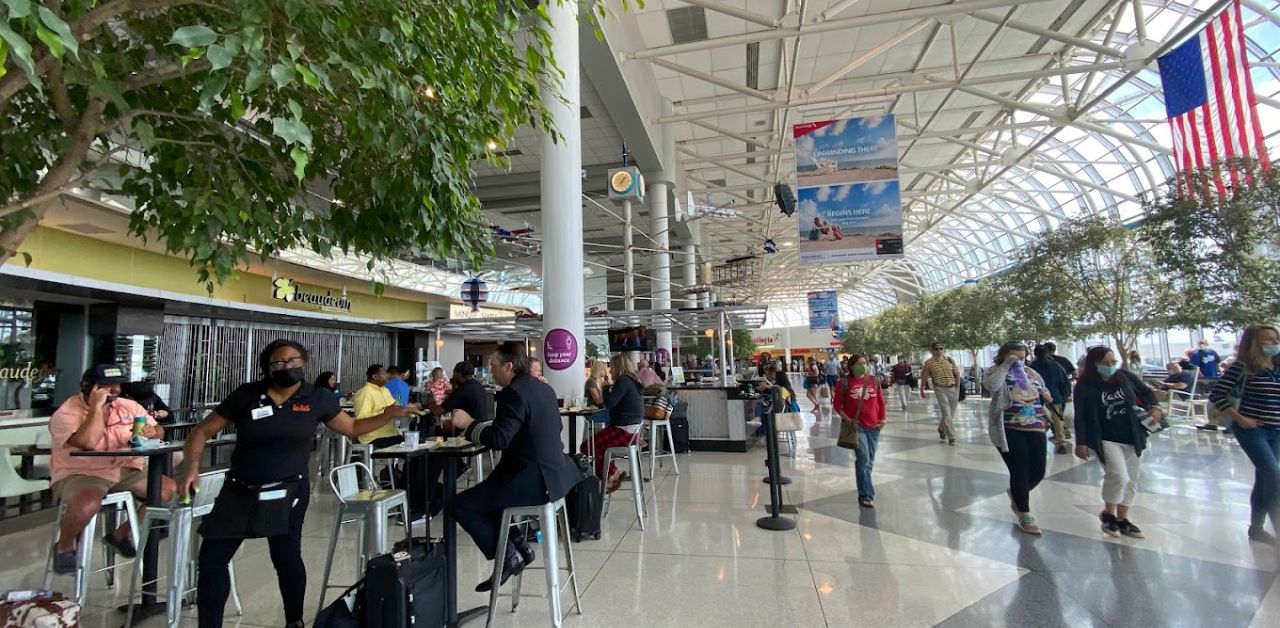 Delta Airlines Charleston International Airport – CHS Terminal