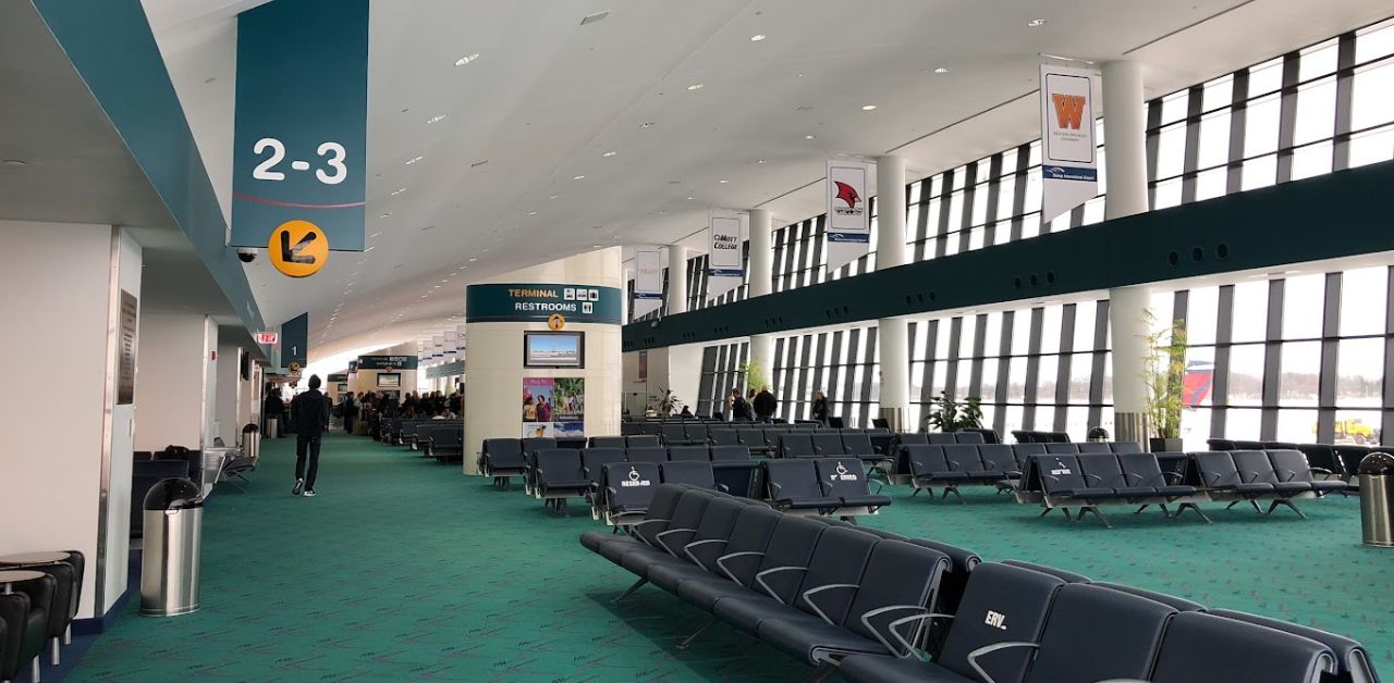 Delta Airlines Bishop International Airport – FNT Terminal