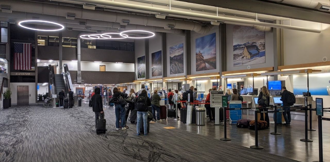 Delta Airlines Grand Junction Regional Airport – GJT Terminal