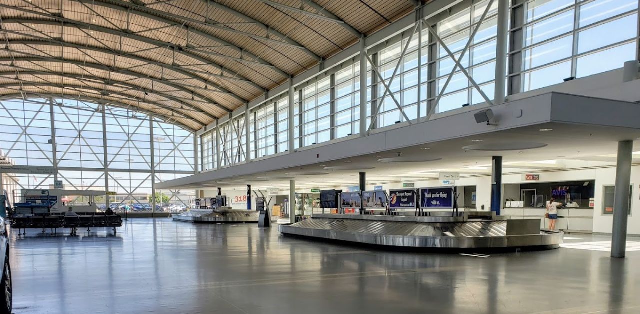 Delta Airlines Shreveport Regional Airport – SHV Terminal