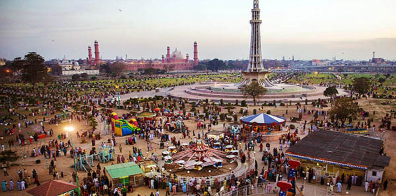 Emirates Airlines Lahore Office in Pakistan