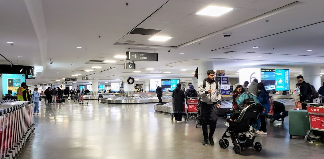 Emirates Airlines YYZ Terminal