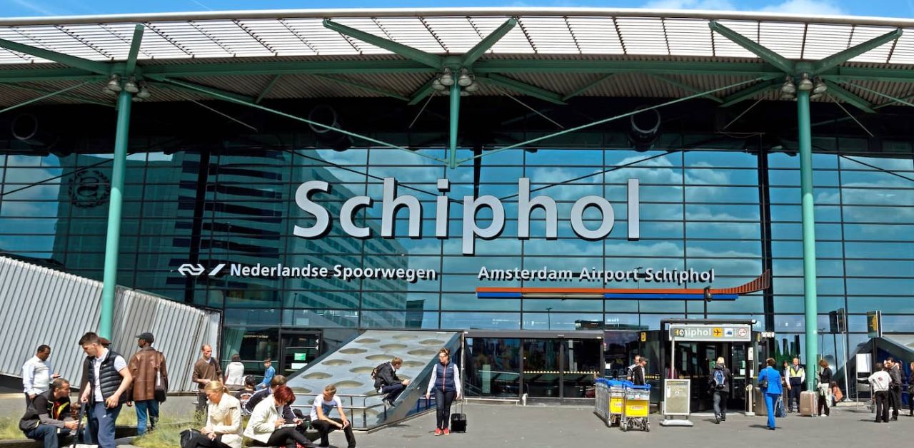 Singapore Airlines Amsterdam Schiphol Airport – AMS Terminal
