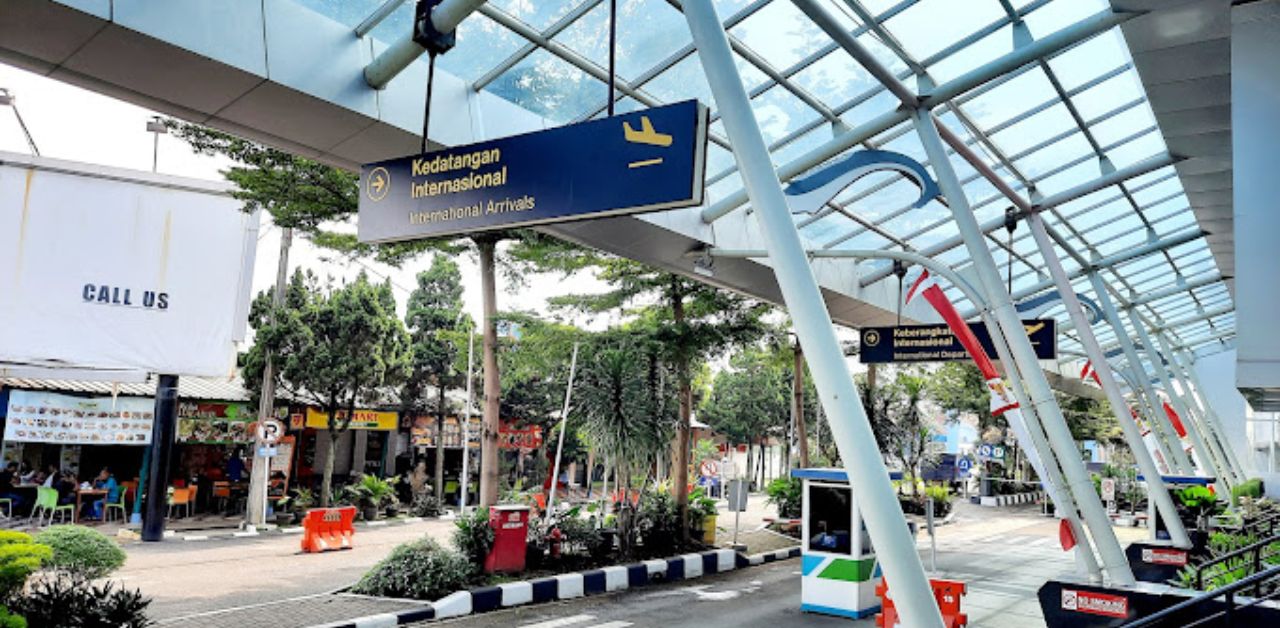 Singapore Airlines Husein Sastranegara International Airport – BDO Terminal