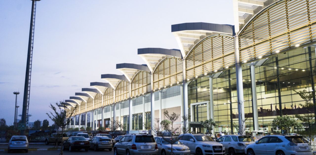 Singapore Airlines Phnom Penh International Airport – PNH Terminal
