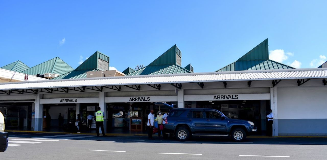 Singapore Airlines UVF Terminal