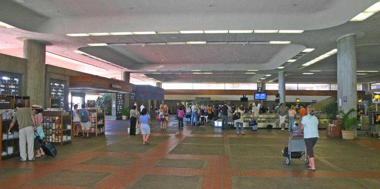United Airlines Kahului Airport Office in Hawaii