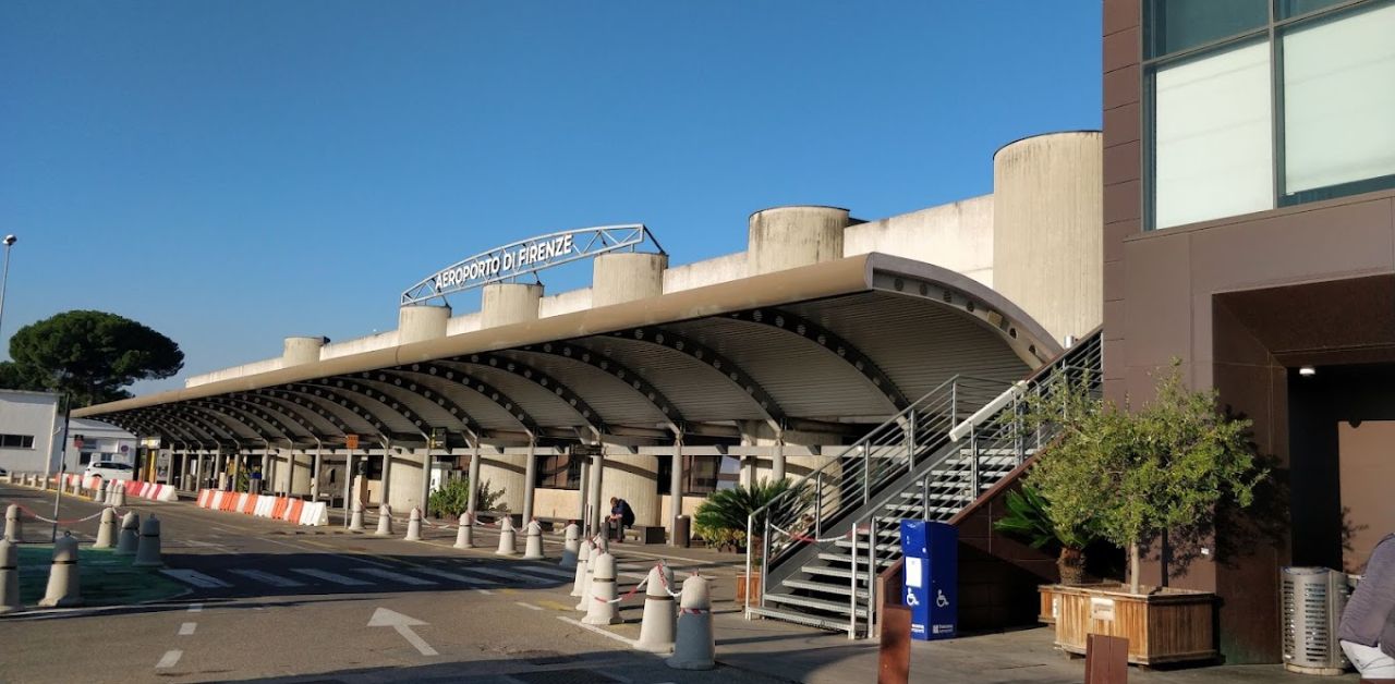 Air France Firenze-Peretola Airport – FLR Terminal