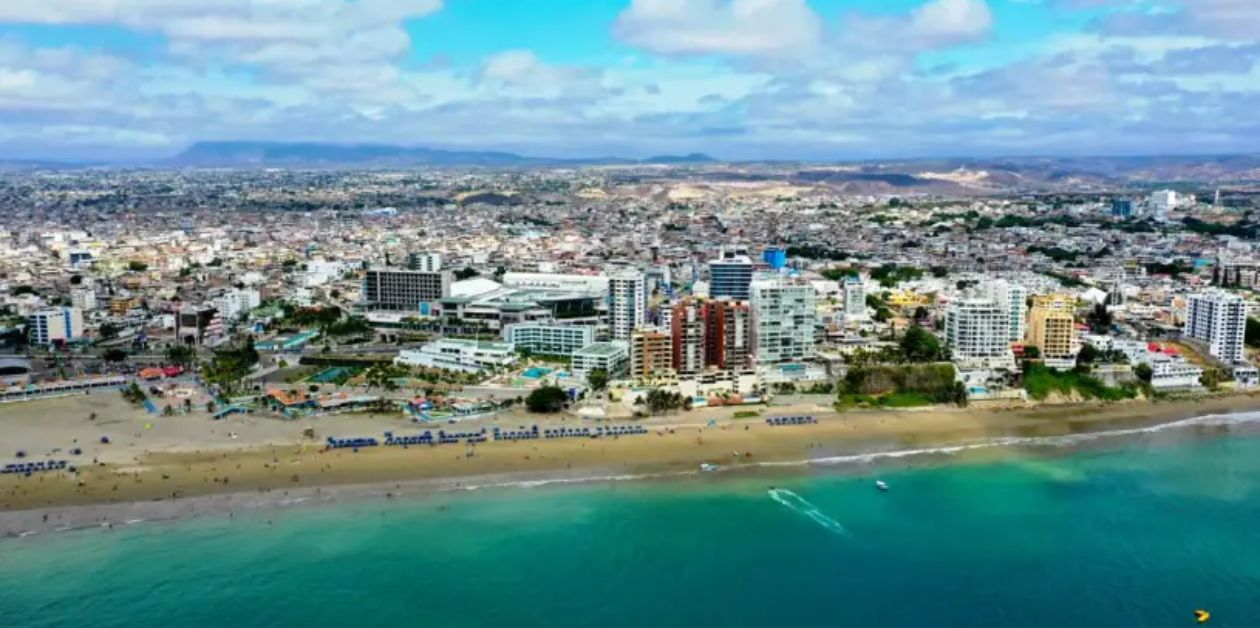 Corporate Air Manta Office in Ecuador