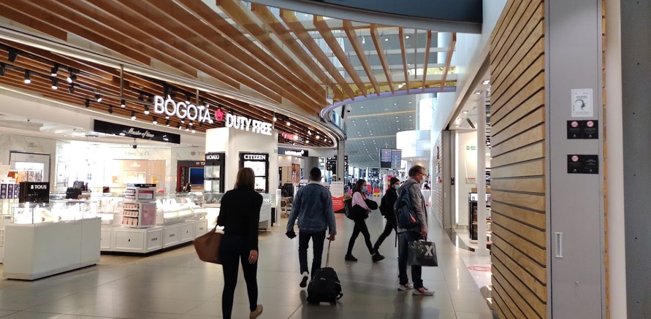 Starlux Airlines BOG Terminal