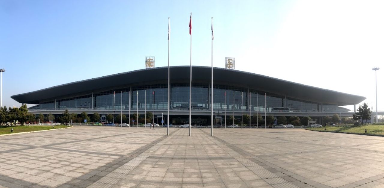 Starlux Airlines KHN Terminal