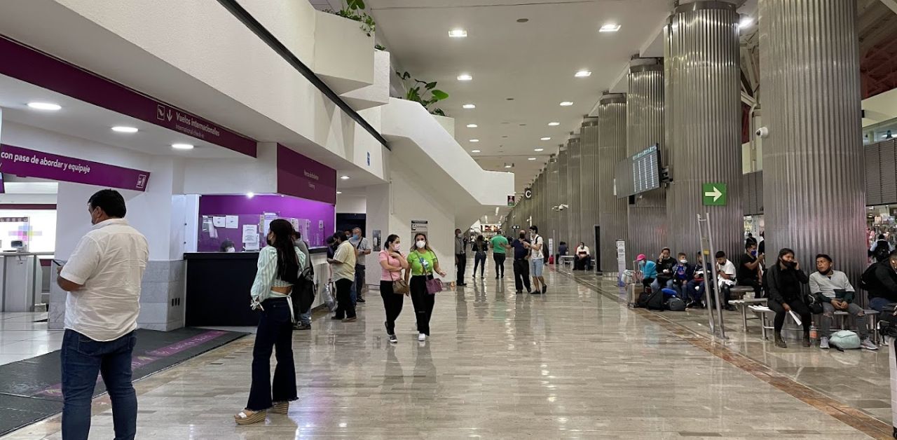 Starlux Airlines MEX Terminal