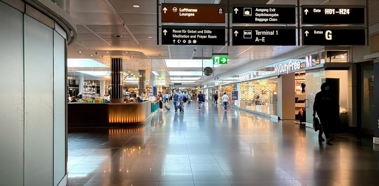 Starlux Airlines MUC Terminal