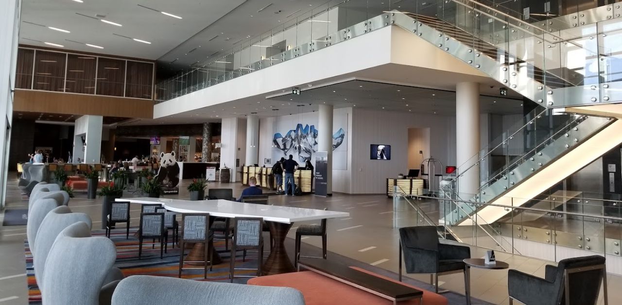 Starlux Airlines YYC Terminal