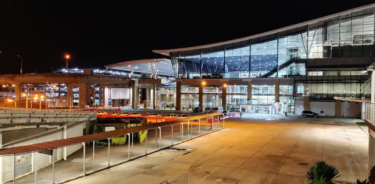 Vietnam Airlines HKT Terminal