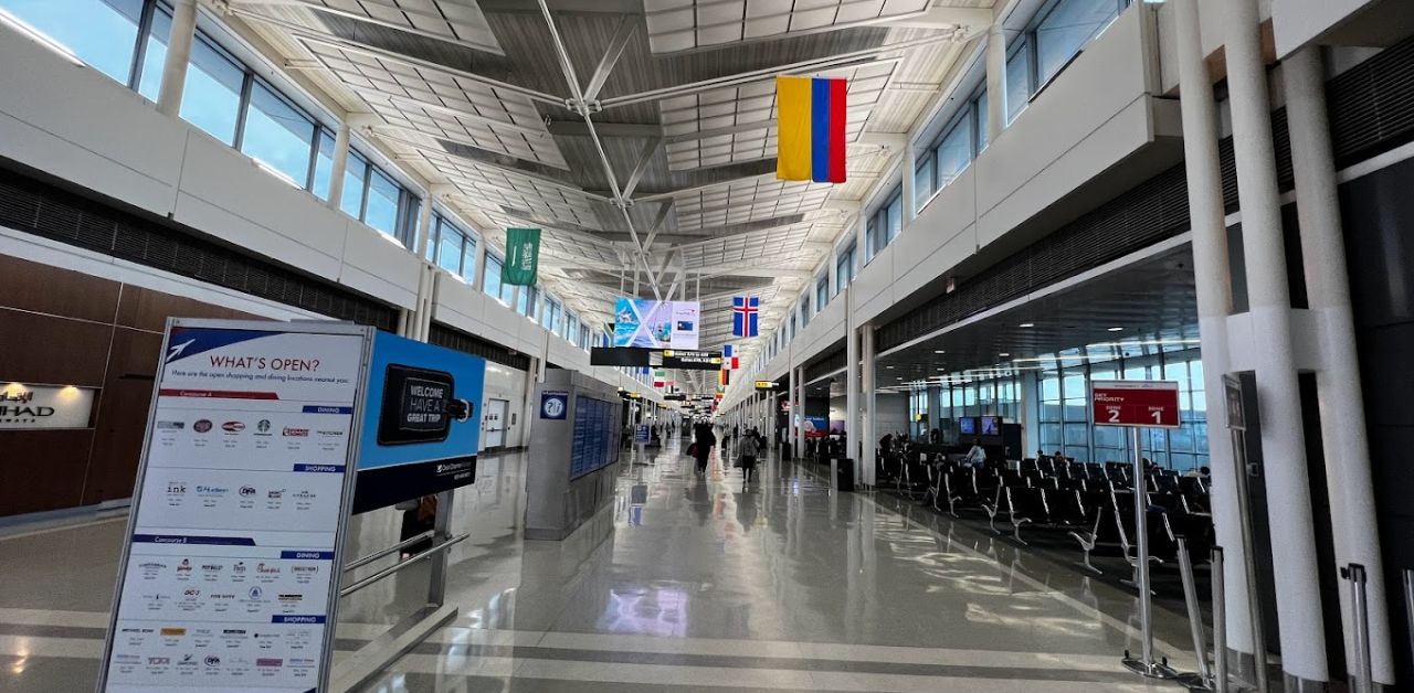 Vietnam Airlines IAD Terminal