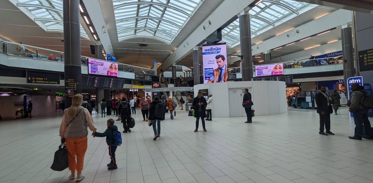 Vietnam Airlines LGW Terminal