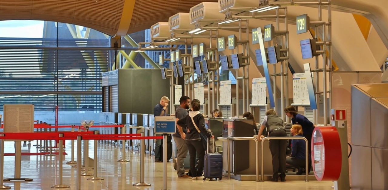 Vietnam Airlines MAD Terminal