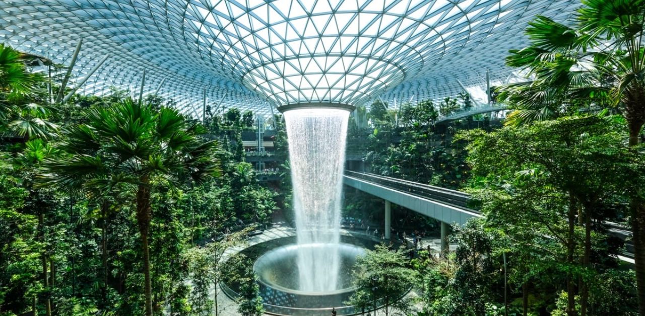 Vietnam Airlines SIN Terminal