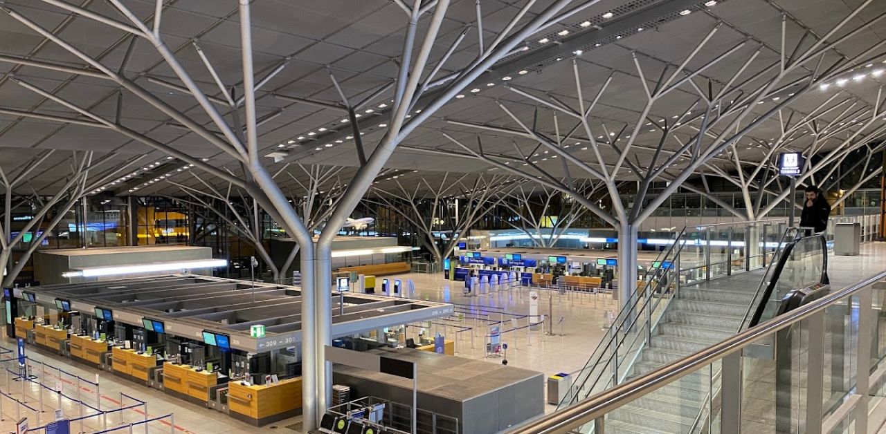 Vietnam Airlines STR Terminal