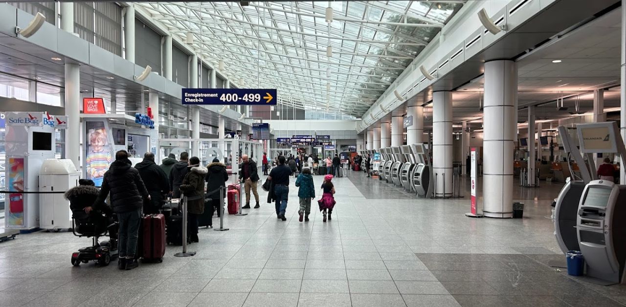 Vietnam Airlines YUL Terminal