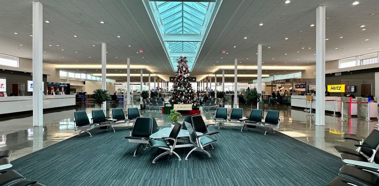 HiSky Airlines TUL Terminal
